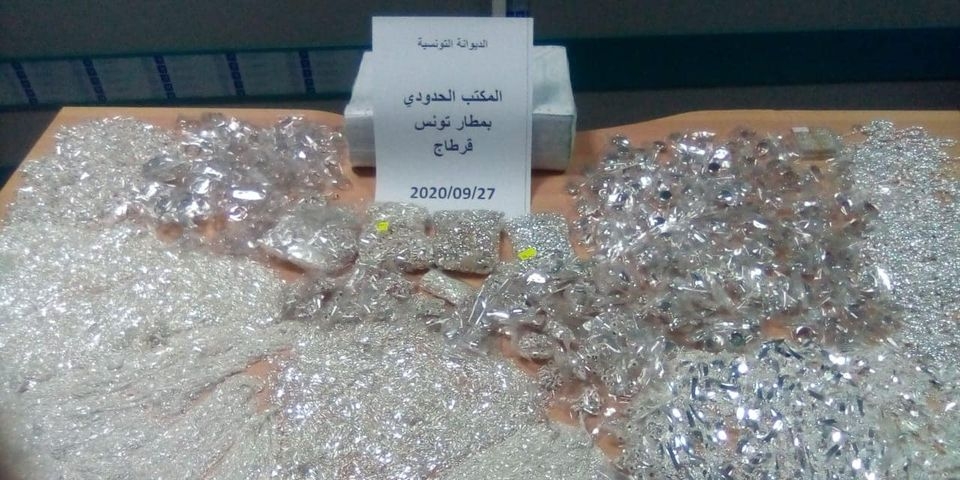 إحباط محاولة تهريب 31.4 كلغ من المصوغ بمطار تونس قرطاج