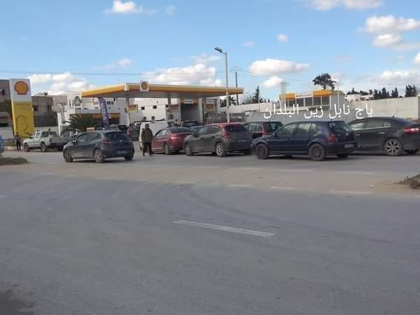 وزارة الصناعة: المواد البترولية متوفّرة في أغلب المحطات