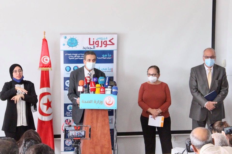المدير العام للصحة : الأعراض تظهرعلى 15% من حاملي الفيروس فيما لا توجد أعراض لدى النسبة المتبقية.