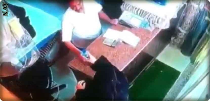 فيديو لإمرأة سعودية تتحرش جنسياً بعامل مغسلة
