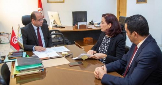 وزير الشؤون الاجتماعية يدعو إلى استكمال توزيع بطاقات 'لاباس' وتعميمها