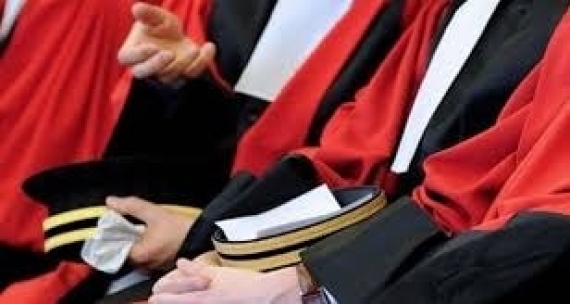 القضاة يقررون ''التعليق المؤقت'' للإضراب