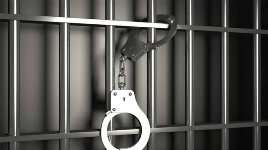 الاحتفاظ بمدير عام في بنك عمومي بشبهة تبييض الأموال