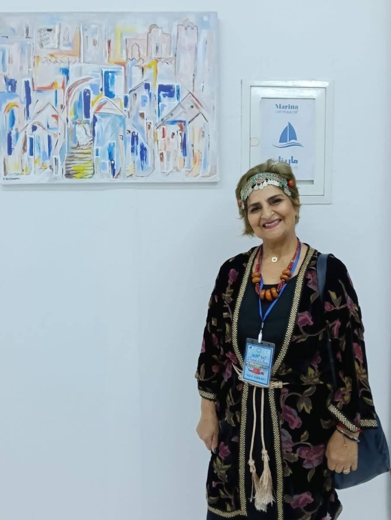 الفنانة التشكيلية نجاة الصحراوي تشارك في مهرجان ربيع مارينا الدولي